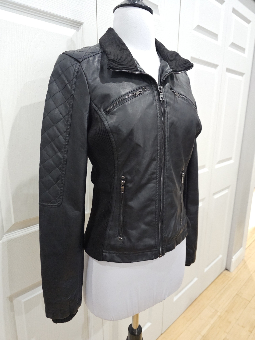Therapy Lane Crawford Black Quilted Faux Leather Bomber Knit Zip Jacket Coat S - Picture 2 of 11